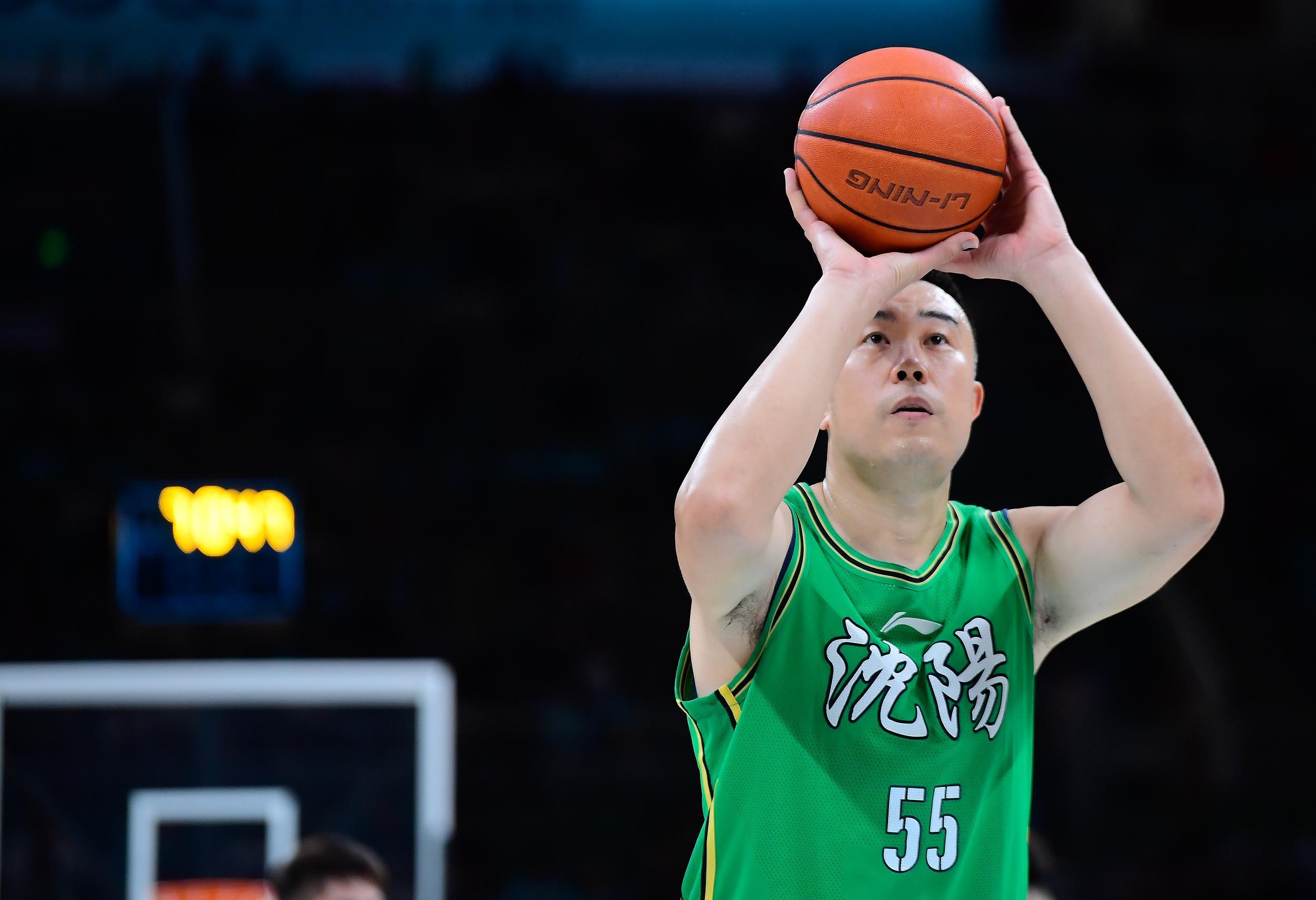 半岛体育注册网址-韩德君透露退役后暂无具体计划，巅峰时拒绝多队高薪留守辽篮