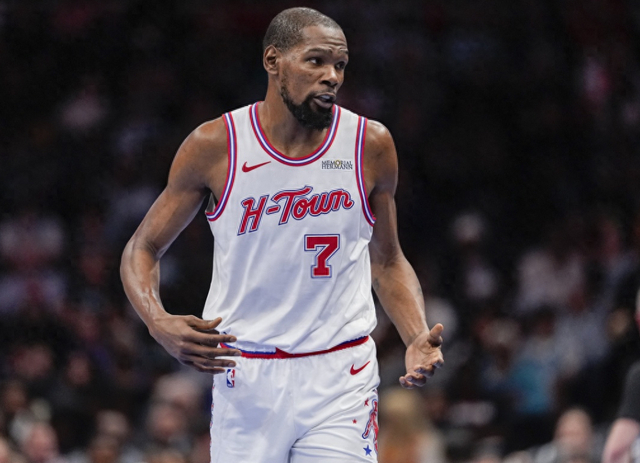 半岛体育下载-都是32000分，杜兰特37岁做到，乔丹40岁，科比36岁，詹姆斯呢？|凯文·杜兰特|NBA|贾巴尔|科比·布莱恩特|科比-布莱恩特_新浪体育_新浪新闻